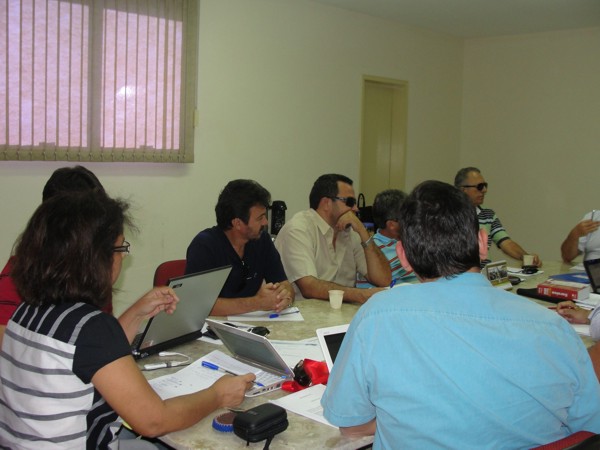 Imagem da notícia  PROPOSTAS SÃO APROVADAS EM REUNIÃO DE DIRETORIA